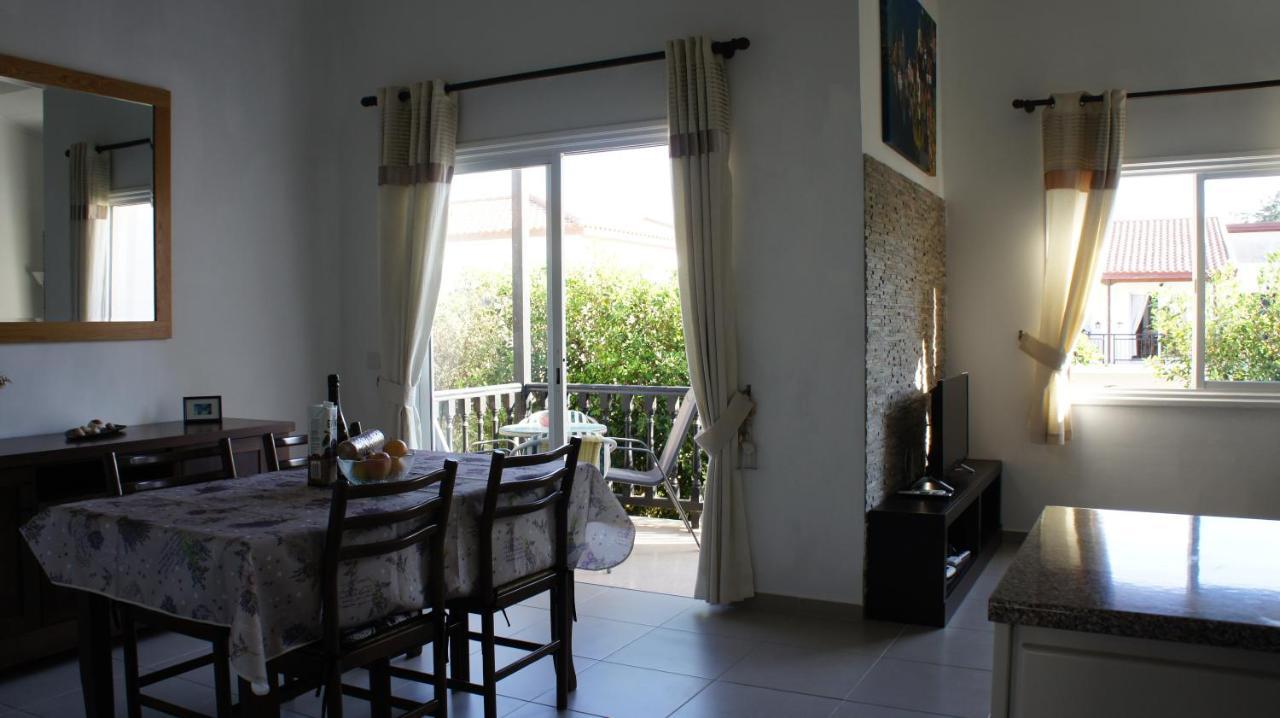 Limnaria Westpark 119 Apartment Paphos Ngoại thất bức ảnh